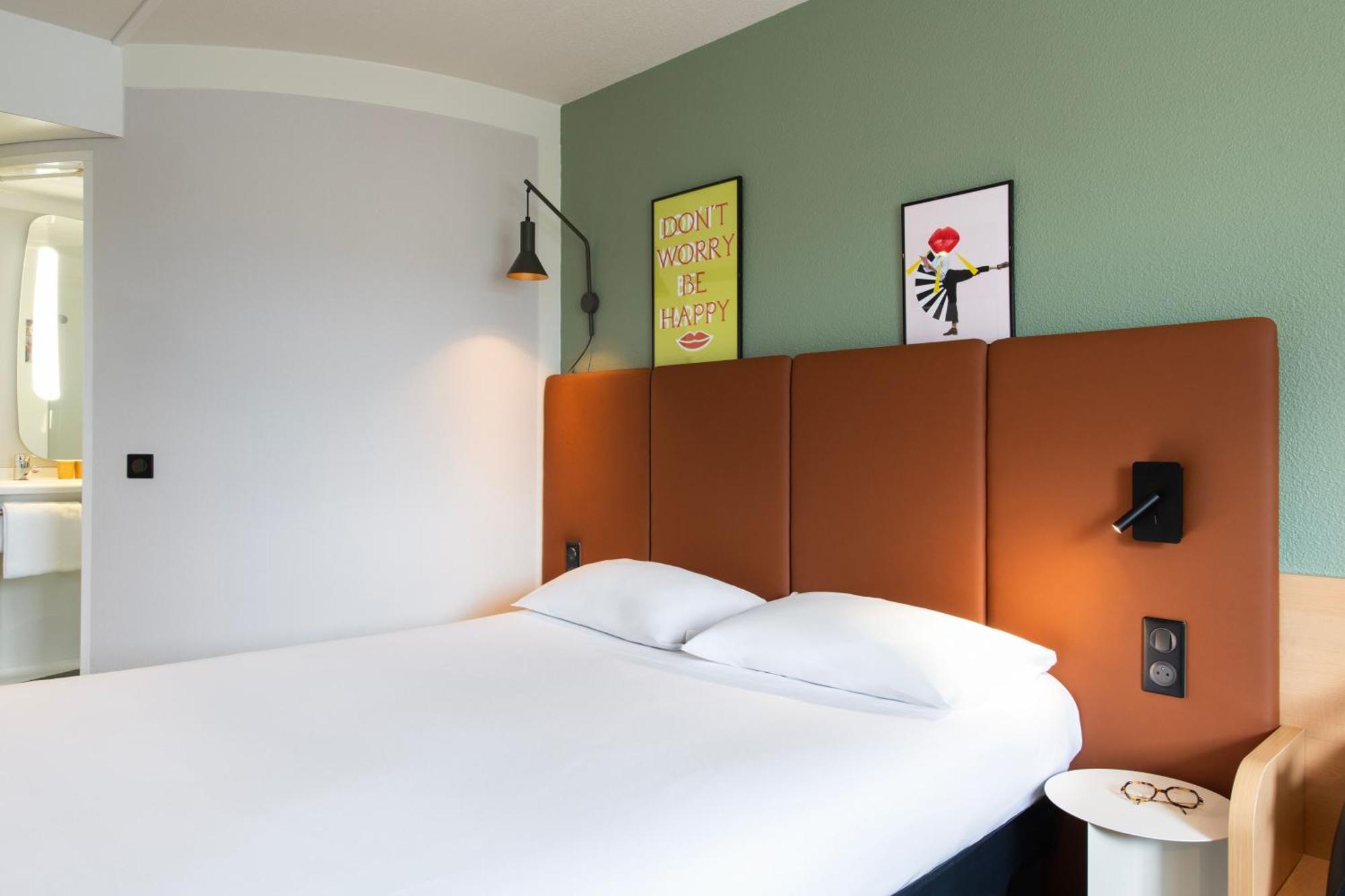 Hotel Ibis Rennes Centre Gare Sud Eksteriør billede