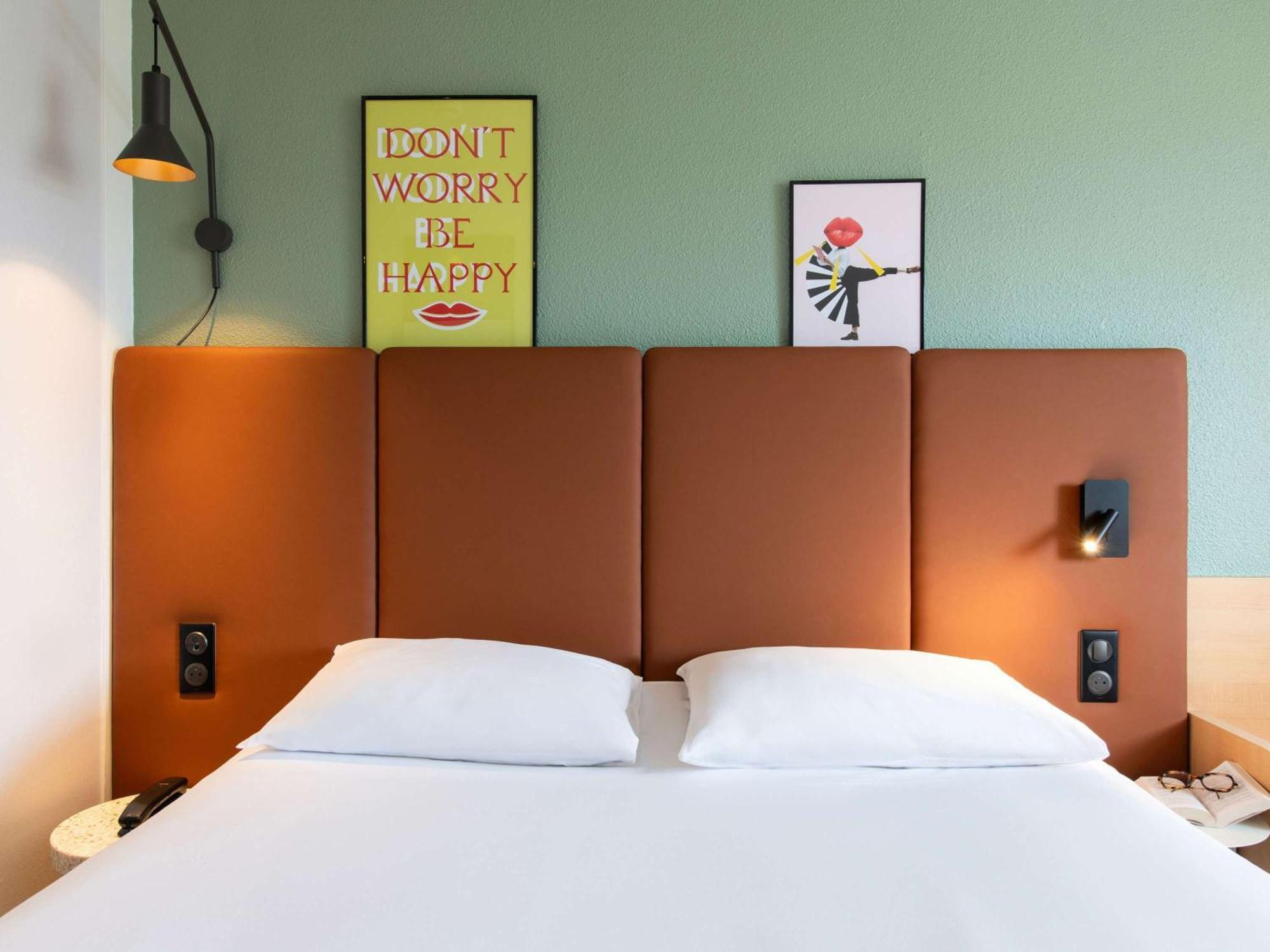 Hotel Ibis Rennes Centre Gare Sud Eksteriør billede