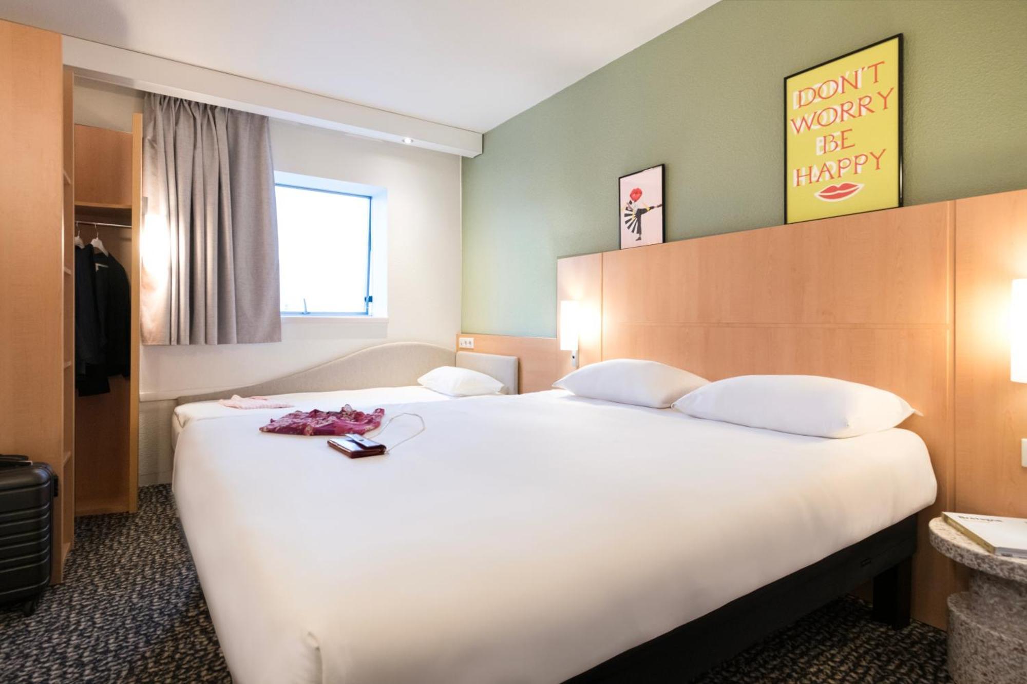 Hotel Ibis Rennes Centre Gare Sud Eksteriør billede
