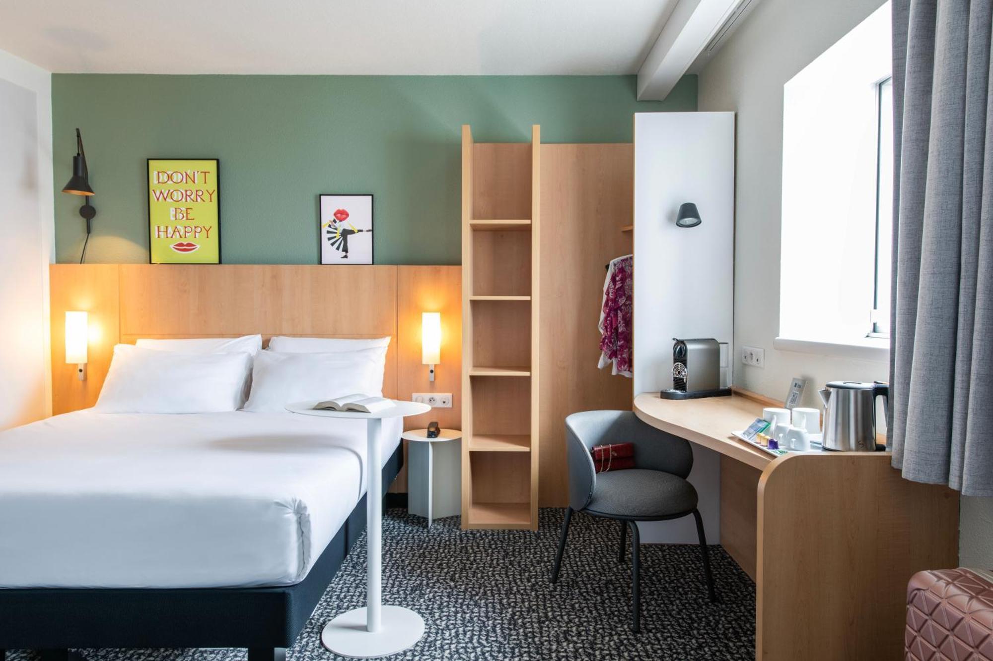 Hotel Ibis Rennes Centre Gare Sud Eksteriør billede